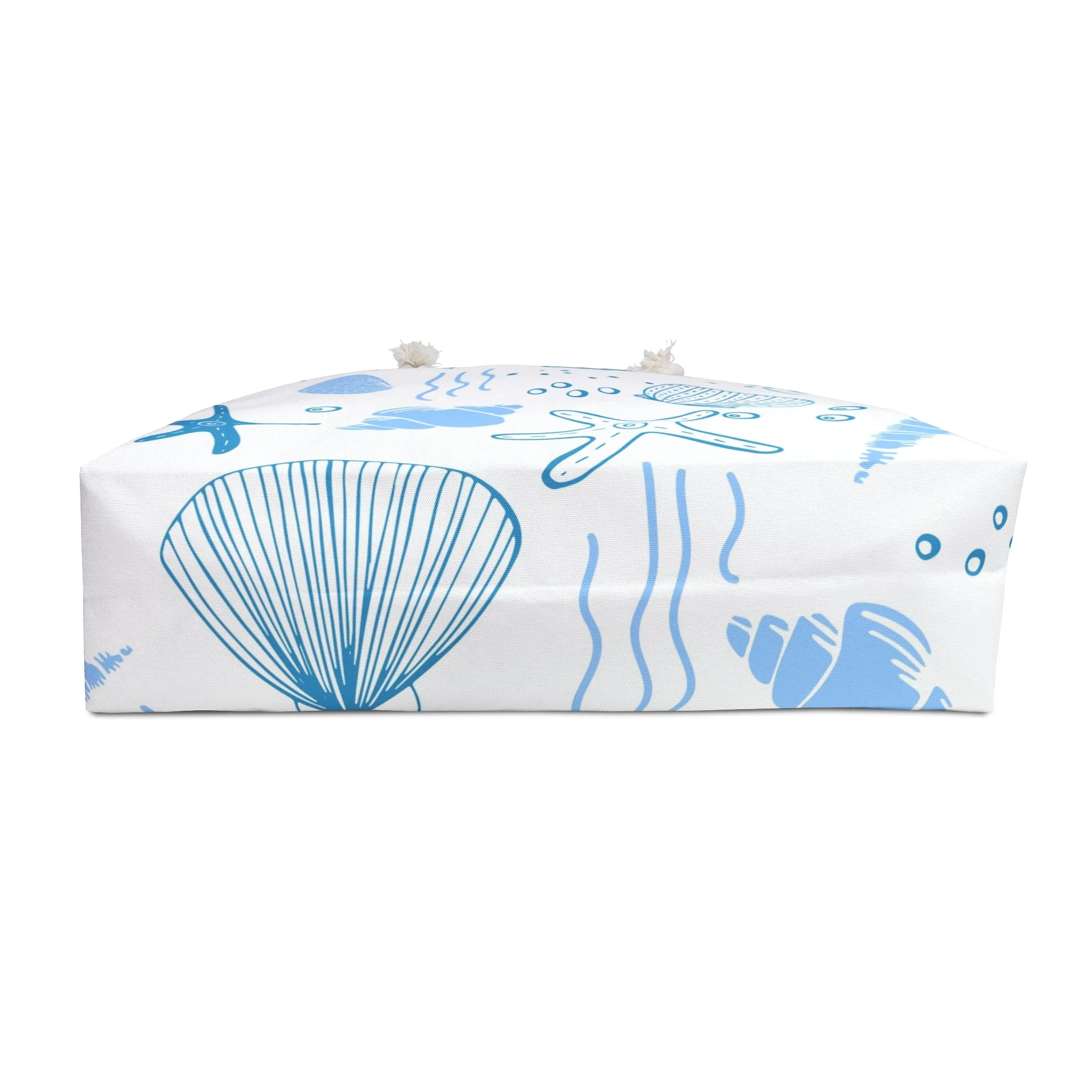 Beach-Themed Weekender Bag with Seashells and Starfish Design