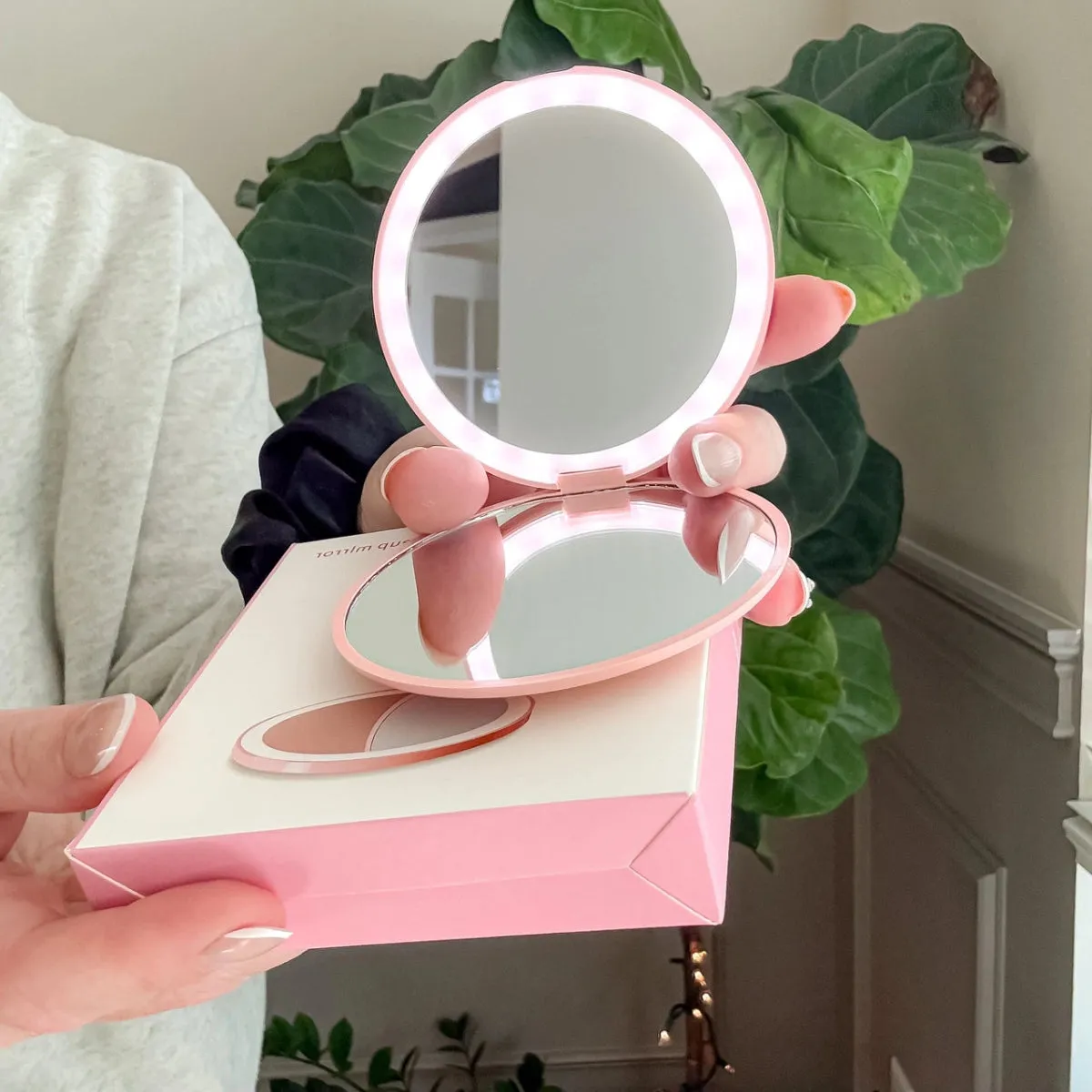 Glam Squad LED Compact - Pink